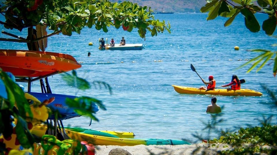 24f56af4-6b3f-4793-bae1-bf94bb992b46 kayaking-in-subic-bay